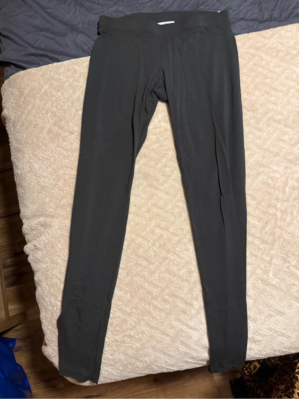 James Perse greyish green leggings